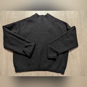 Zyia Tribeca Black Sweater - Medium